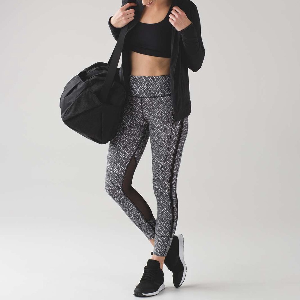 Lululemon HIT IT 7/8 TIGHT *25" - FROZEN FIZZ WHITE BLACK/BLACK